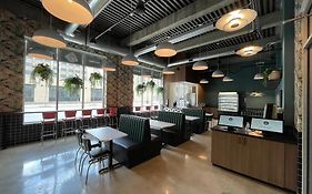 Cambria Hotel Detroit Downtown